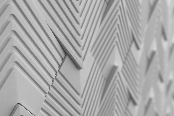 navaro-white-zoom-closeup-1200x800-1744883308